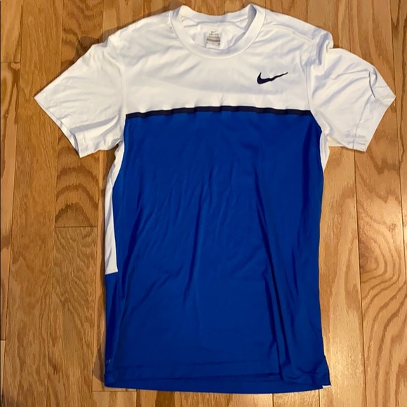 Nike Other - Nike men’s Dri-Fit colordry t shirt in size small